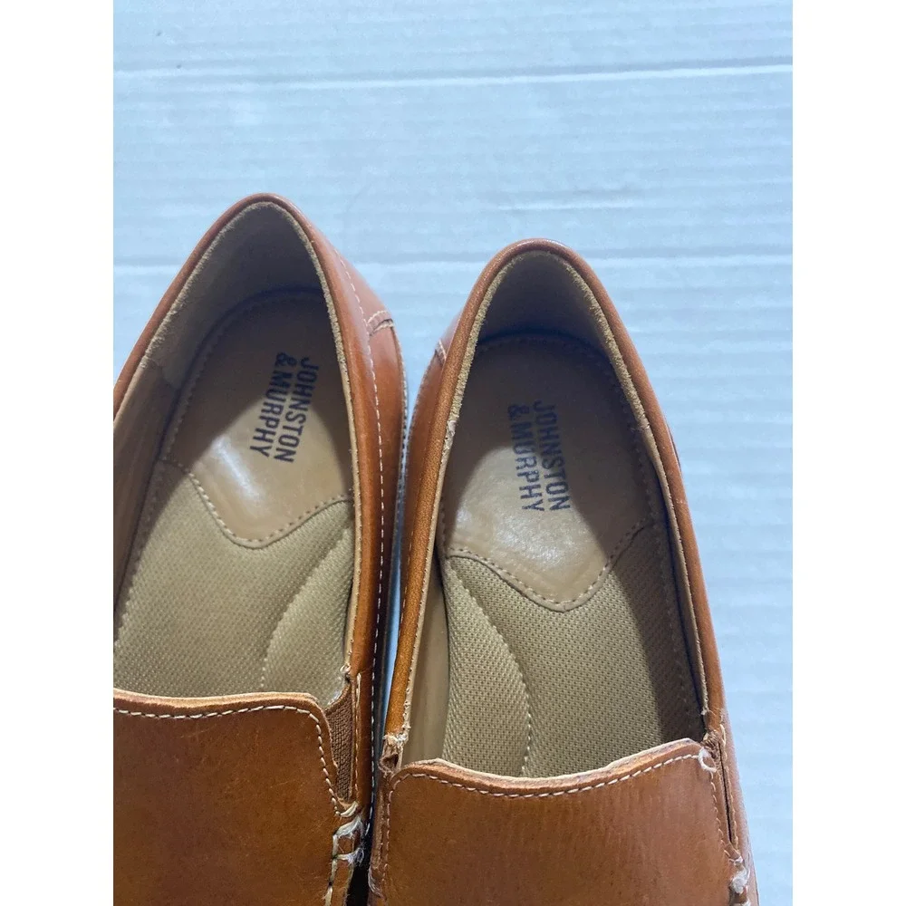 Johnston & Murphy Boys McGuffey Tan Leather Slip On Loafers Boys Dress Shoes 4M